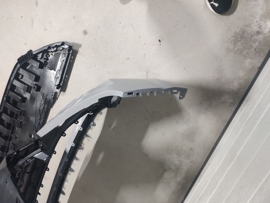 Bara fata , scut (reflector )bara , trager Logan 2021,2022