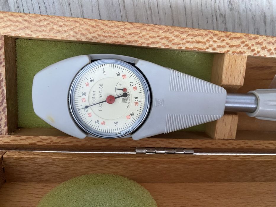 Вътромер с измервателен часовник