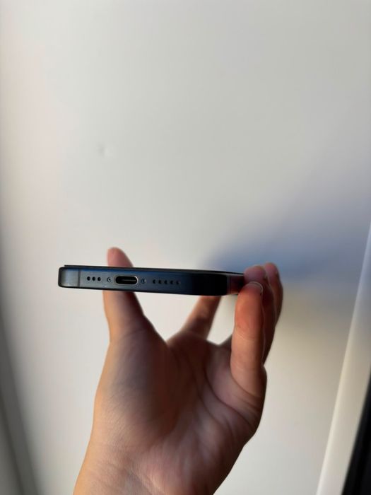 Продам или обменяю Iphone 15 pro