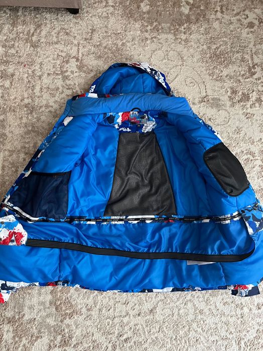 Куртка горнолыжная