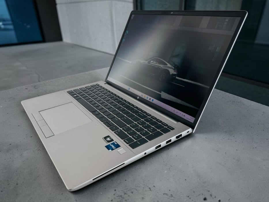 HP Zbook Fury 16" G9 4k+ 120Hz i9-12950HX 64RAM 1TBSSD RTX A5500 16GB Перфектен! Гаранция!