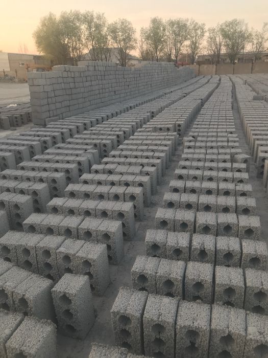 Шлакоблок строительный