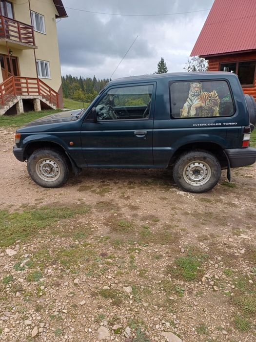 Mitsubishi Pajero de vanzare, motor 2.5 diesel, 4x4