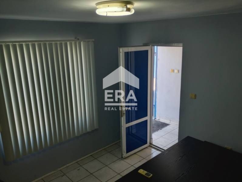 Продава се Промишлена сграда в Димитровград - 700 кв.м за 324 €/кв.м - Снимка #10