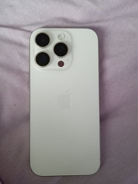 Iphone 16 pro White с гаранция