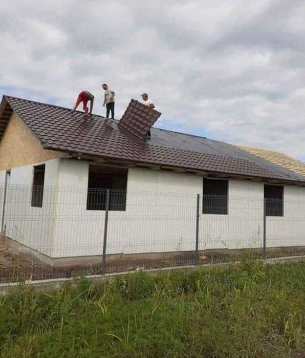 Case pe structura metalica