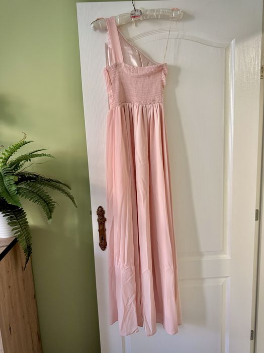 Великолепна розова дълга рокля + мъжка риза в същия цвят