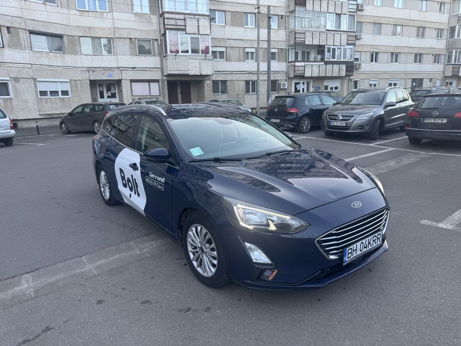 Inchiriere Ford Focus - Bolt