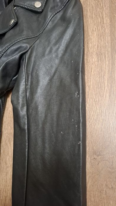 Курточка Косуха Sinsay.  Размер s.