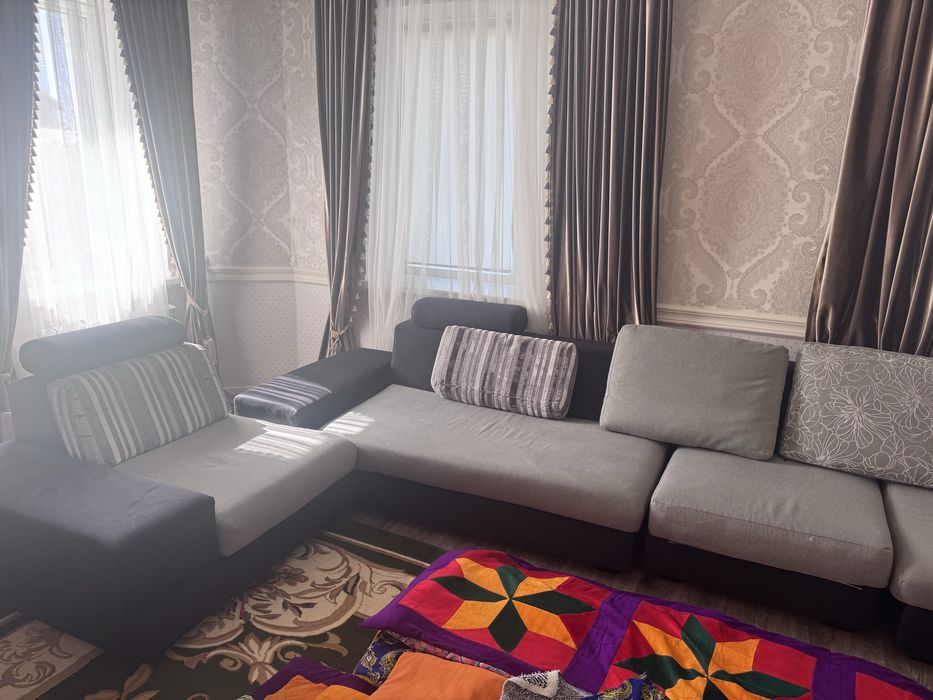 Продам диван в хорошем качестве