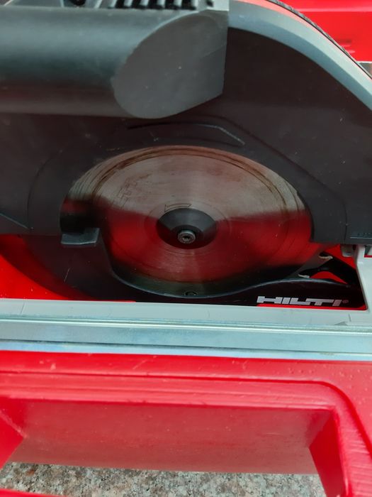 Hilti circular pe curent de 1800 W nou