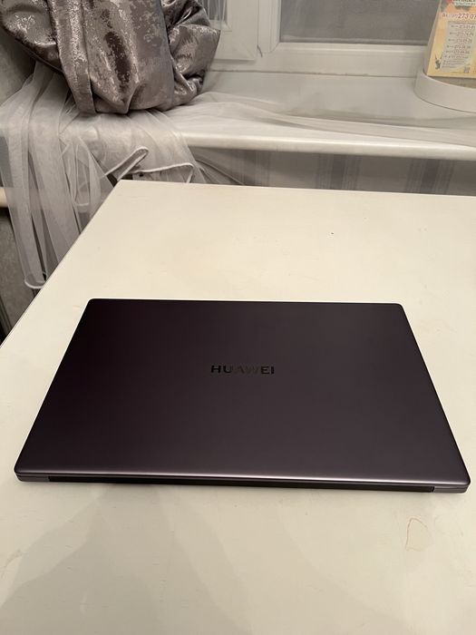 Ноутбук Huawei| Срочно!| В идеале