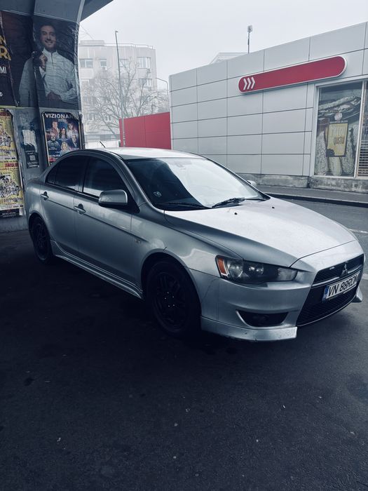 Mitsubishi Lancer