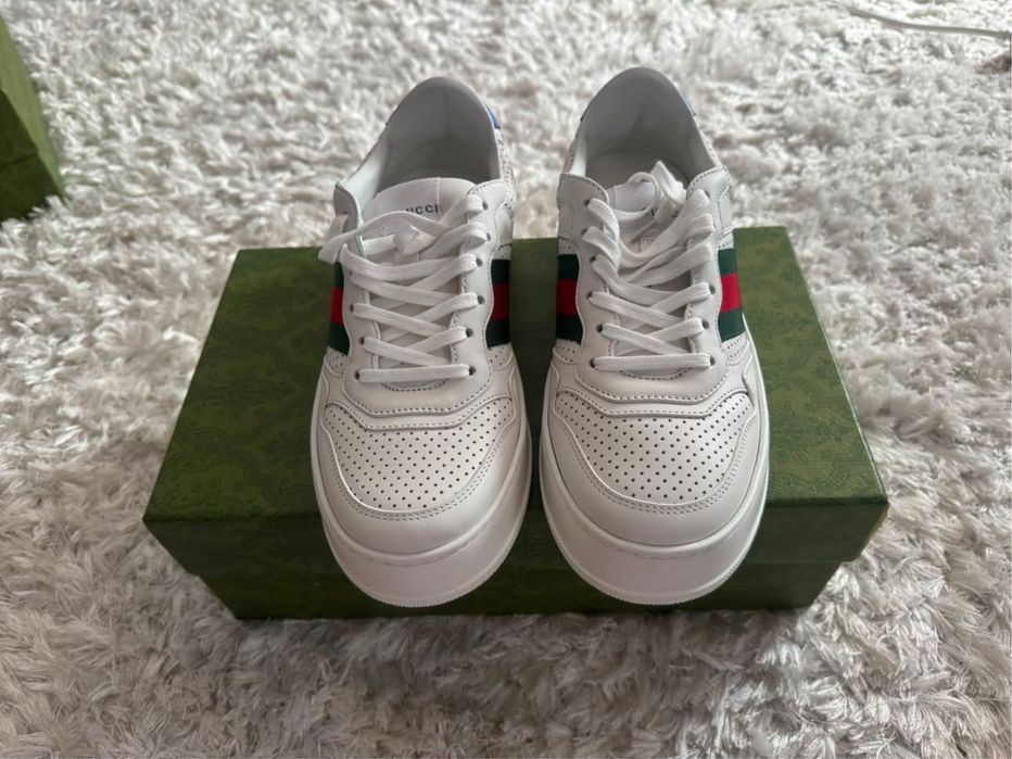 Gucci gg.