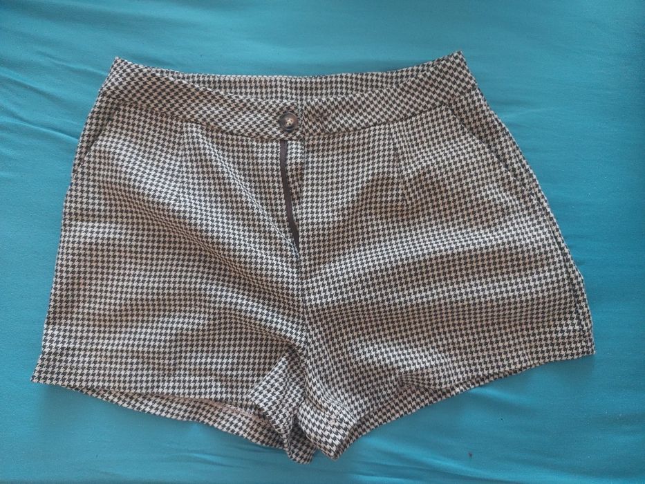 Дамски къси гащи