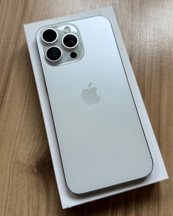 iPhone 15 Pro Max