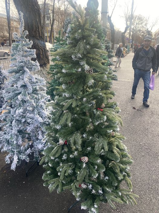 Искуственые елки