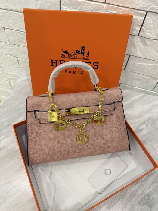 Продам сумки новые