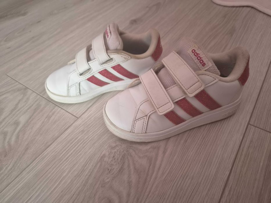 Маратонки Адидас