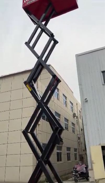 Inchiriez/vand nacela 14 M utili, noua, 40€/zi, 500€/luna.