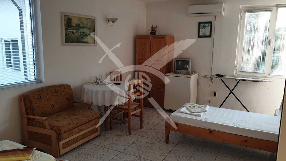 Четириетажна къща- Несебър