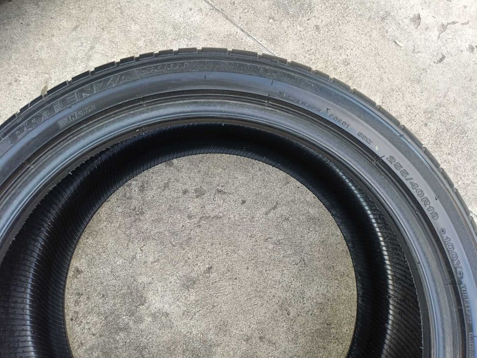 O anvelopa de vara 255 40 19 bridgestone potenza S001 profil de 6,8 mm