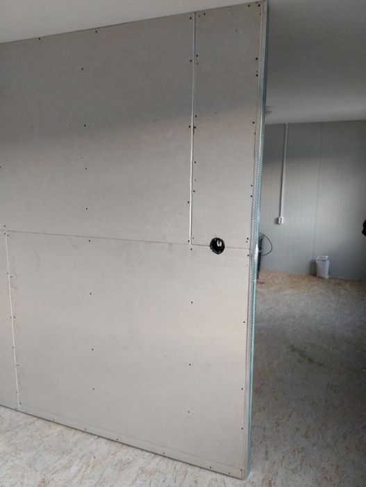 Фургон за живеене или офис  21кв.м.(7мх3м.)