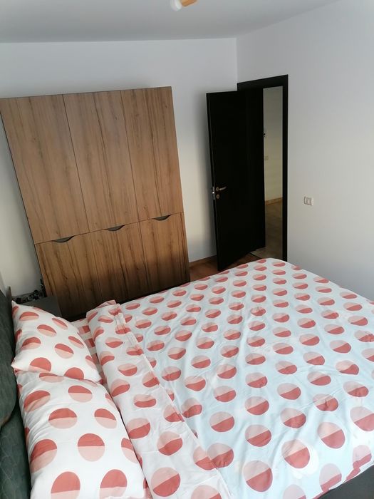 inchiriez apartament decomandat Subcetate Sanpetru