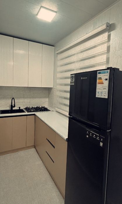 Чиланзар 9 квартал 2 хона 3 хона килинган 4  этаж балкон 1,5*6