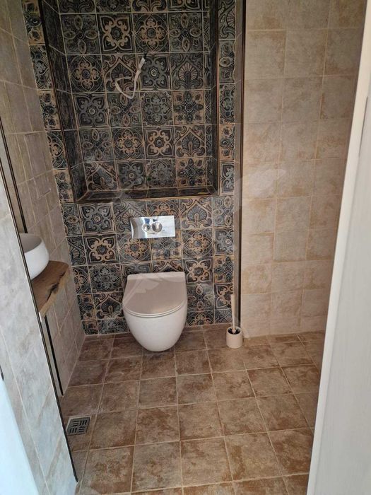 Продава се Тристаен апартамент в Пловдив, Център - 160 кв.м за 1678 €/кв.м - Снимка #6