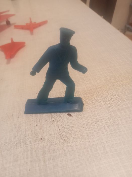 Игрушки из прошлого