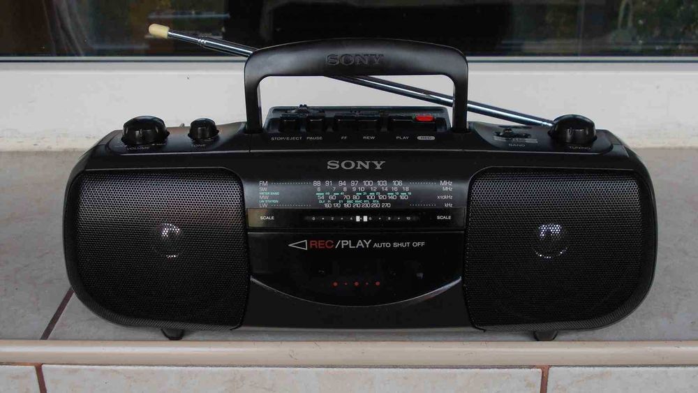 Radio SONY cfs-b15 cfs-b21L cfs-e14L casetofon stereo portabil,servisat