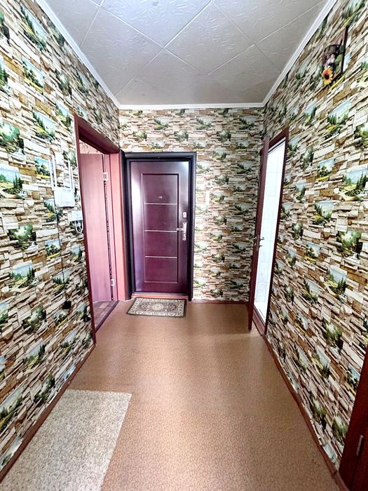 продам 1-ком. 37кв. гарышкер 2-этаж