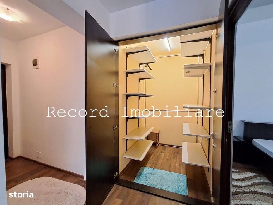 Apartament 2 camere mobilat, parcare str.Eroilor Floresti