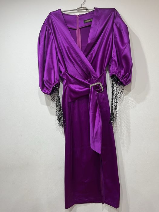 Rochie eleganta pentru evenimente de seara cu maneci bufante