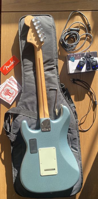 Китара - Fender Deluxe Roadhouse Stratocaster PF Mystic Blue