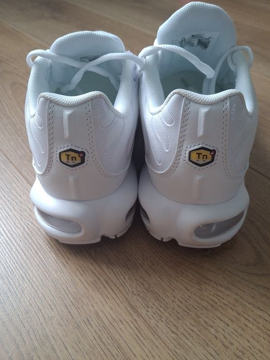 Nike Tn mărimea 42