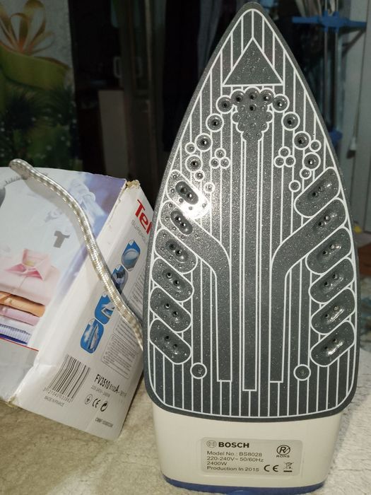 Продам Утюг новый