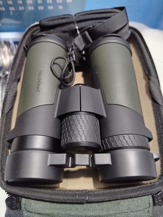 Vînd binoclu Solognac etanș 900  10-42 kaki  nou