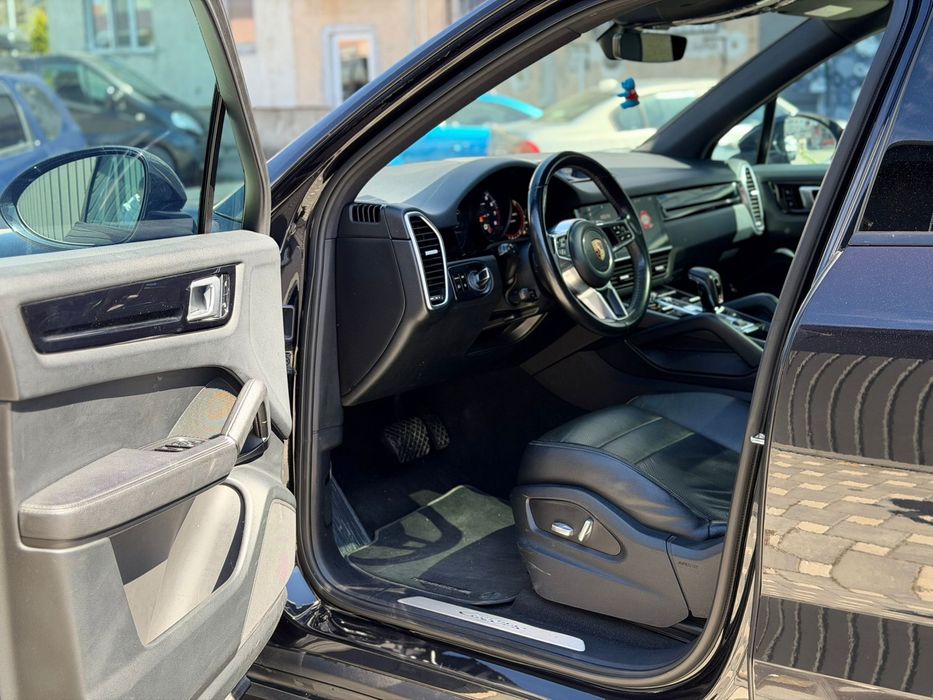 Porsche Cayenne 2019