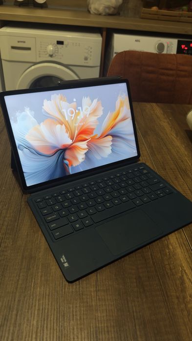 Lenovo Yoga Tab Plus