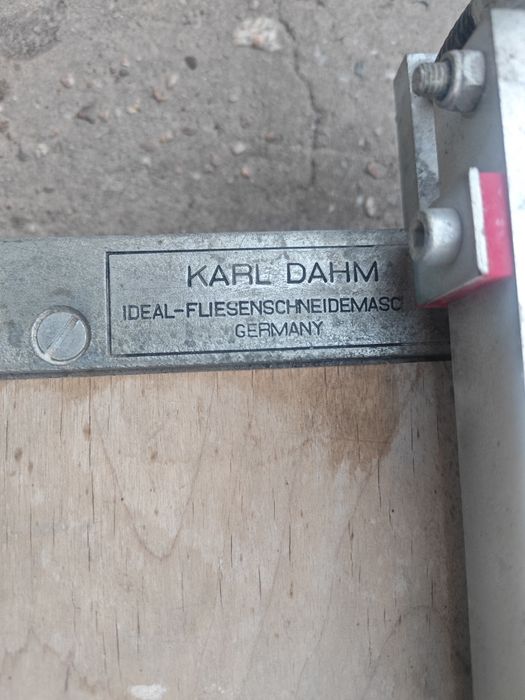 Немска машина за плочки karl dahm