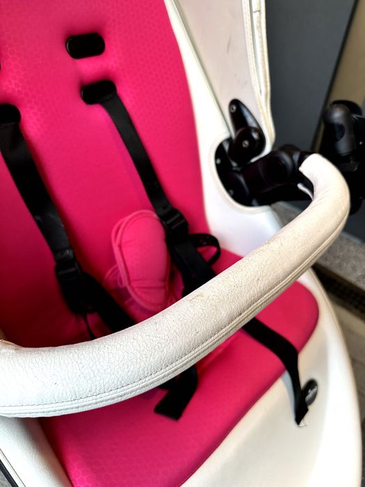 Количка Mima Xari - пълен комплект + кошче за кола