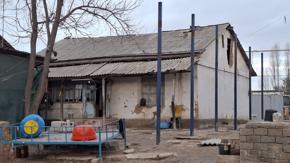 Er uchastkasi sotiladi 20 sotx kadastr hujjati bor