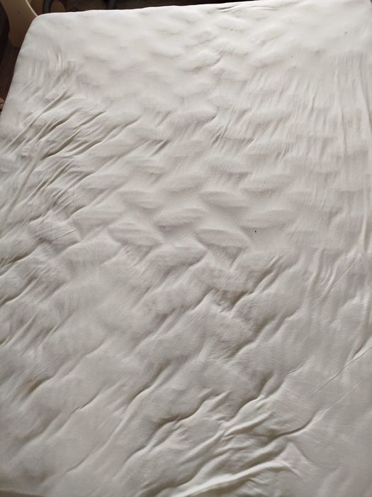 Двух спальная кровать