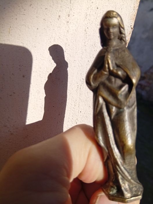 Statueta  turnata Maria artizanal