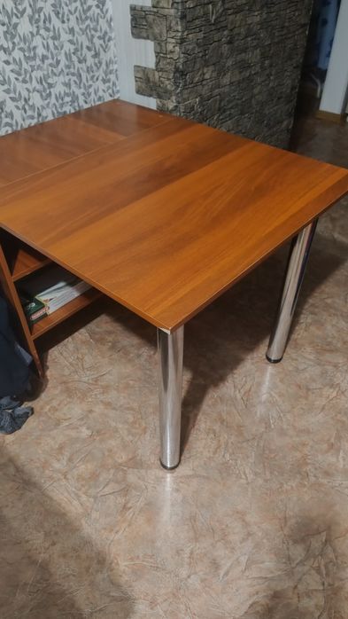 Продам Стол-книжка