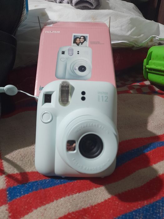 Продам инста камеру