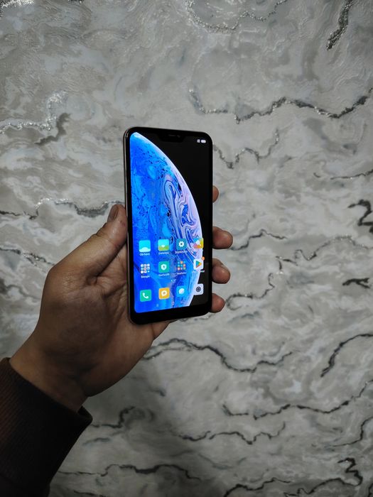 Redmi 6 Pro Sotiladi Holati ideal tinniq