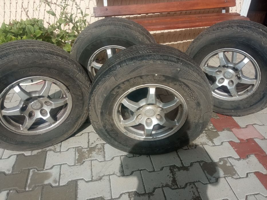 Roti Mitsubishi R16